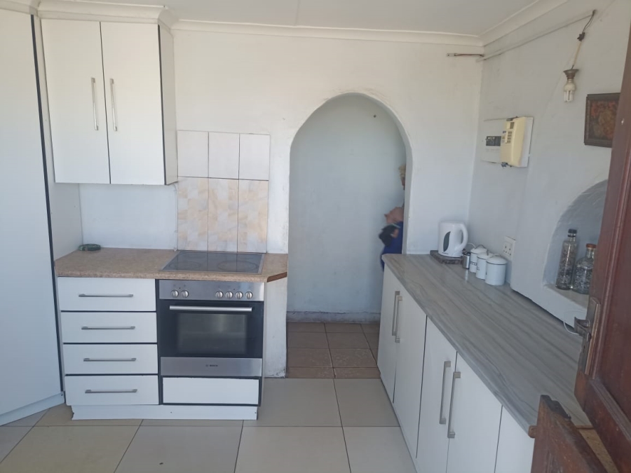 3 Bedroom Property for Sale in Kwanonqaba Western Cape